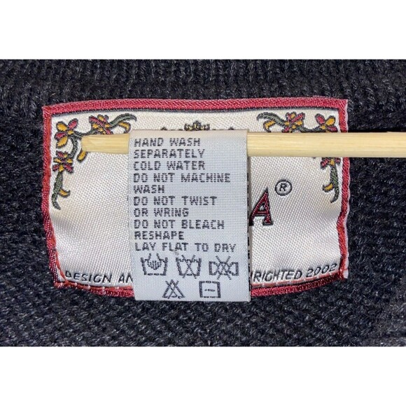 Heirloom Collectibles Vintage Christmas Santa Sweater Size 14/16 - Picture 6 of 16